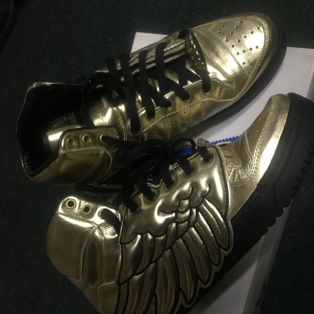 Size 9.5 Jeremy scottxadidas “gold wings”